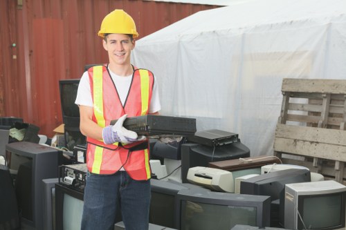 Professional waste removal services in Shadwell